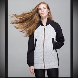 Lululemon Both Ways Bomber Fleece Full Zip Jacket Women's 8 /Floral Reversible